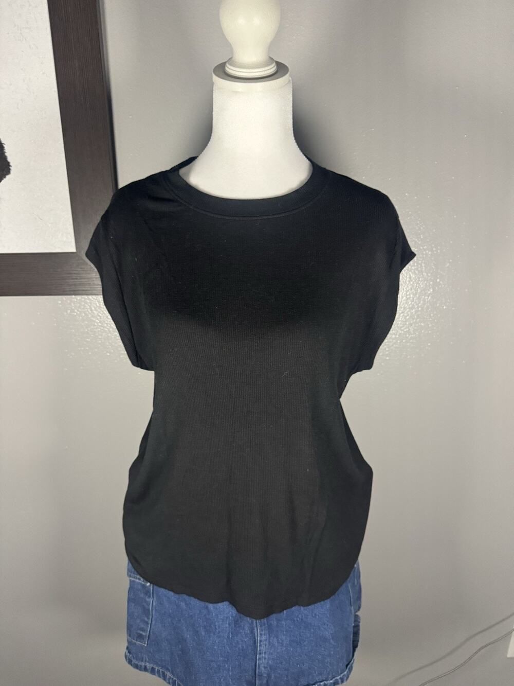 American Eagle Soft & Sexy Rib Black Muscle Tee Tank Top Womens Size Medium